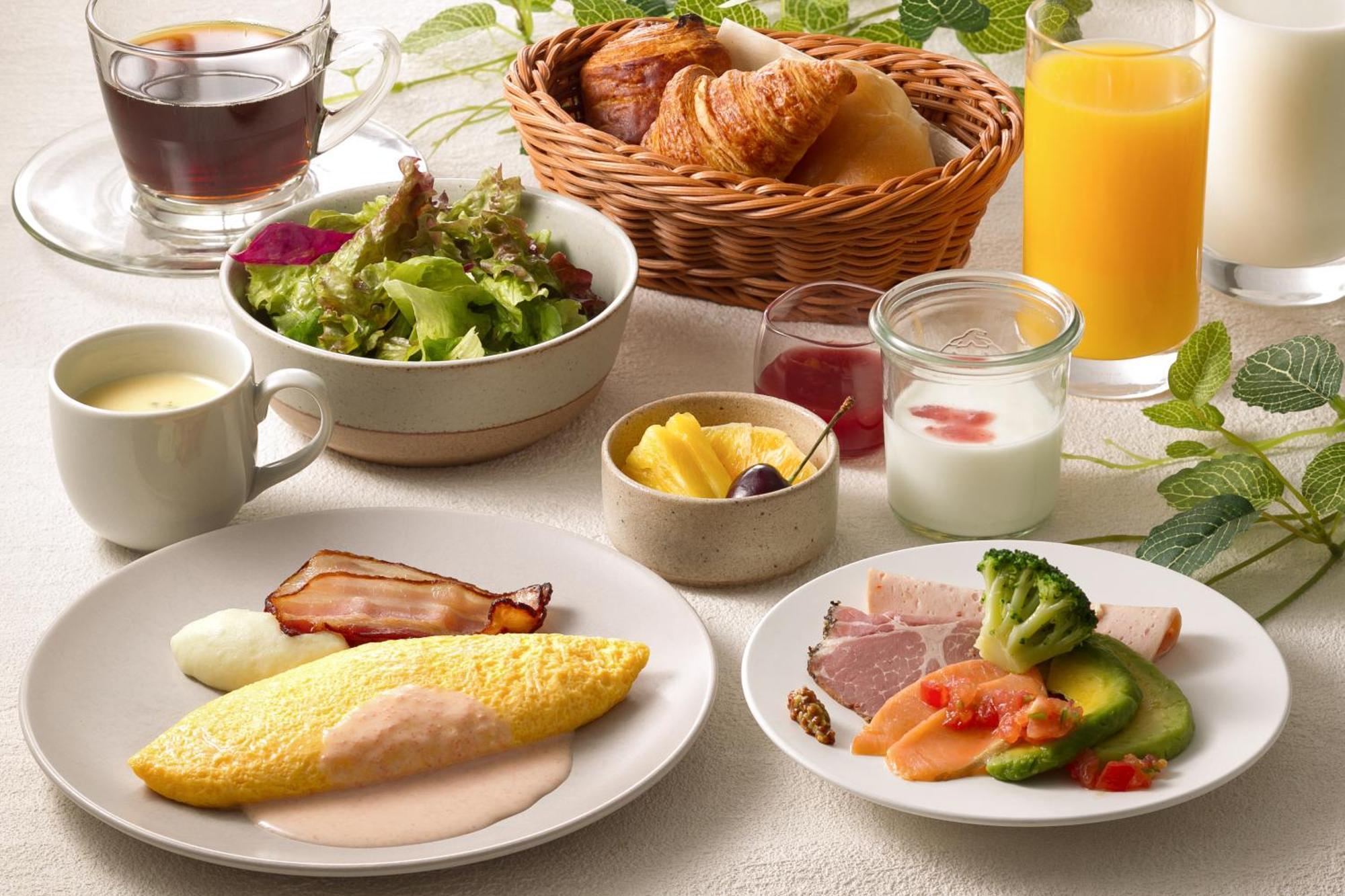 Miyako Hotel Hakata Fukuoka  Eksteriør billede A Japanese breakfast